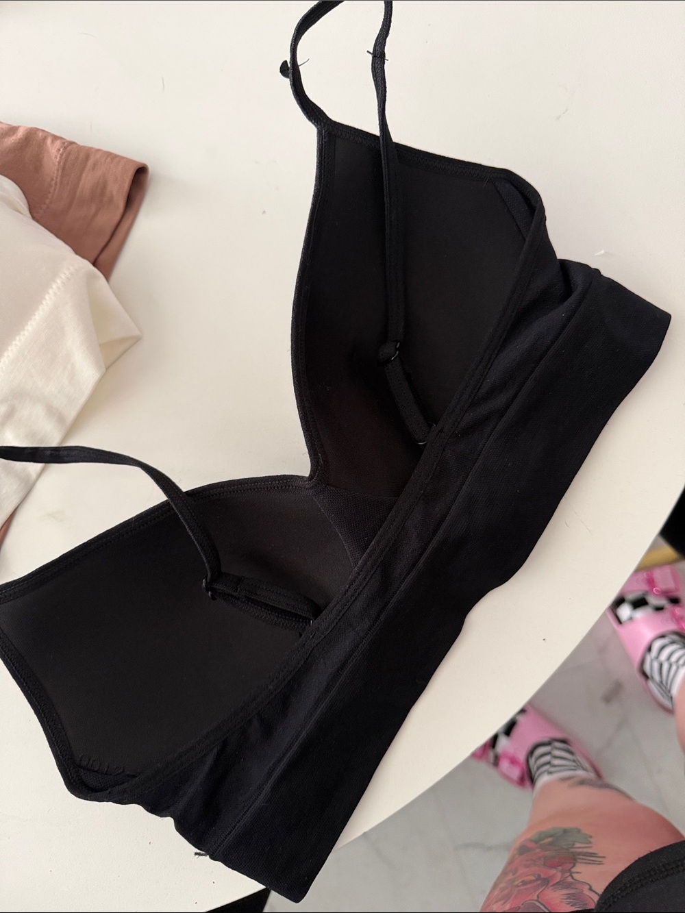 Daisy Fuentes 3-Pack Seamless Bralettes in Black, White & Dusty Rose - Picture 5 of 5